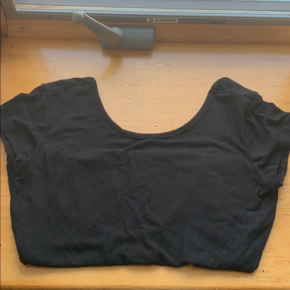 Black, backless shirt